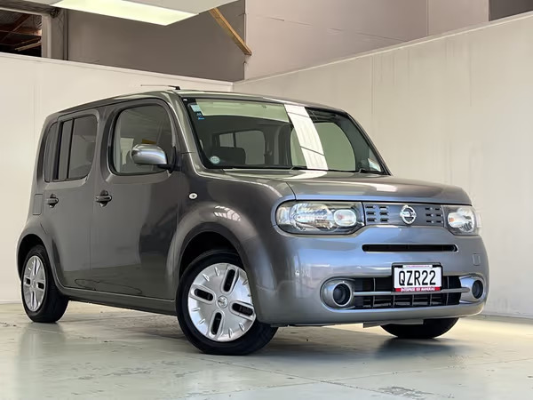 2015 Nissan Cube.jpg